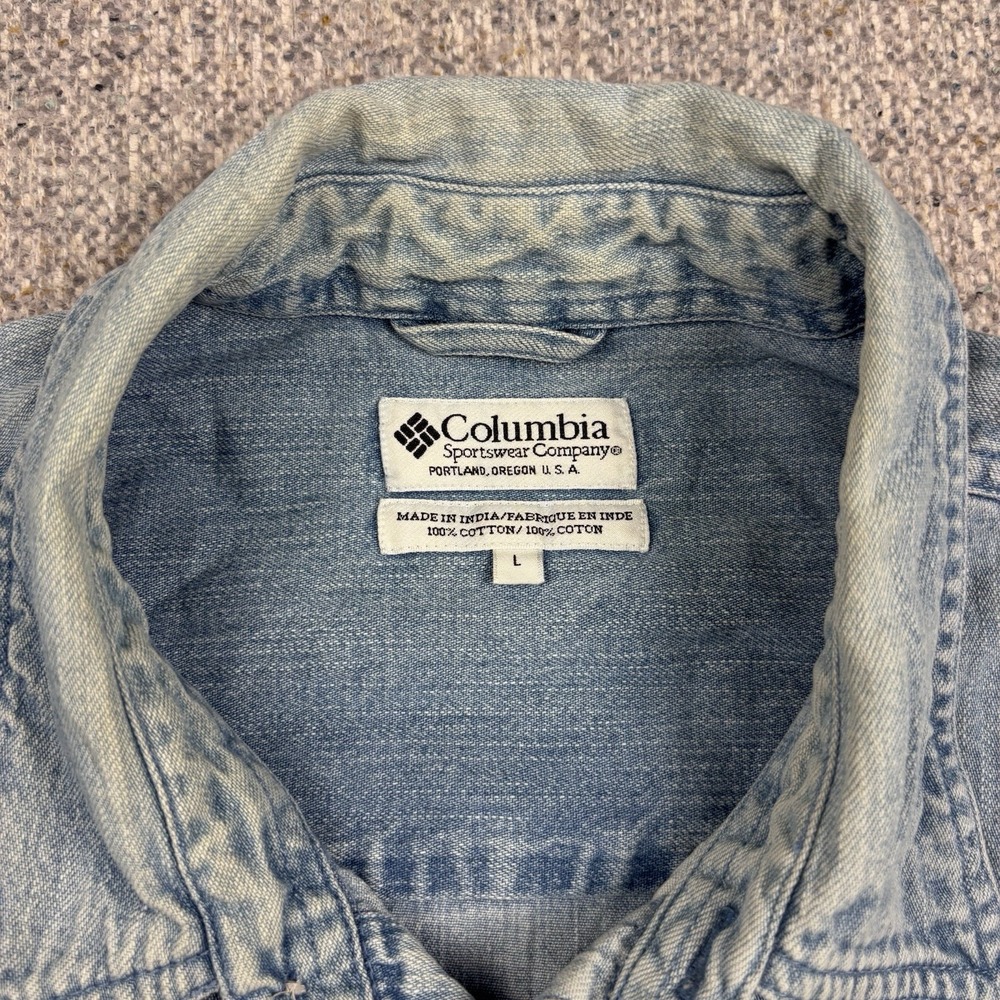 Columbia Denim Button Up Shirt Mens Large 100% Cotton Blue Workwear - Picture 2 of 6